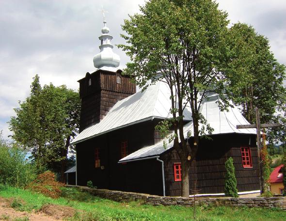 ASTIR, gdzie znajduje się stadnina koni huculskich i arabskich. W skład gospodarstwa wchodzi duży kompleks hotelowy, stajnie dla koni, tereny jeździeckie, po prostu raj dla kochających konie.