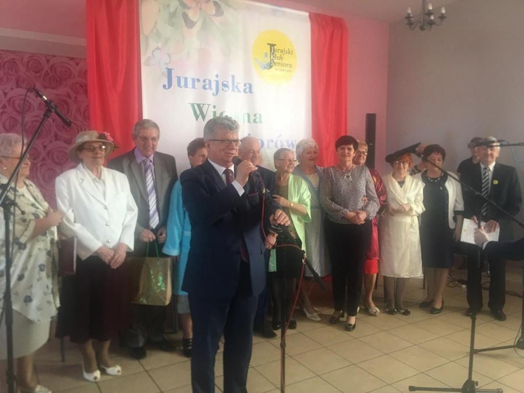 W czwartek (19. kwietnia) w budynku remizy OSP Janów odbyło się spotkanie integracyjne seniorów z terenu gminy Janów i gminy Koniecpol w ramach Jurajskiej Wiosny Seniorów.