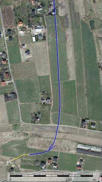 42,50 /E018 o 28 28,52 4 1 ślad przyziemienia, 2 odbicie, zmiana kierunku