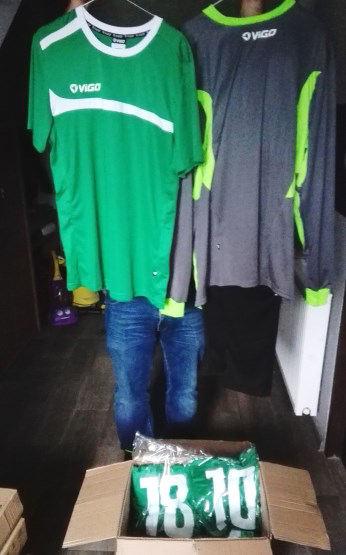 zakupił  Ludowy Uczniowski Klub