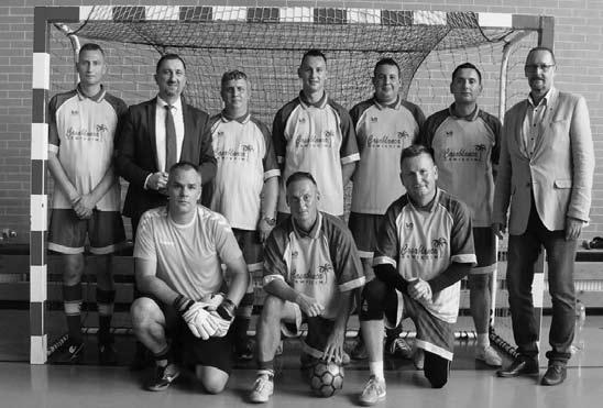 Po zakończeniu sportowej części turnieju i ogłoszeniu oficjalnych wyników, zwycięskie drużyny otrzymały puchary i gratulacje od pana dyrektora ZLK Włodzimierza Zembola i zastępcy dyrektora Krzysztofa