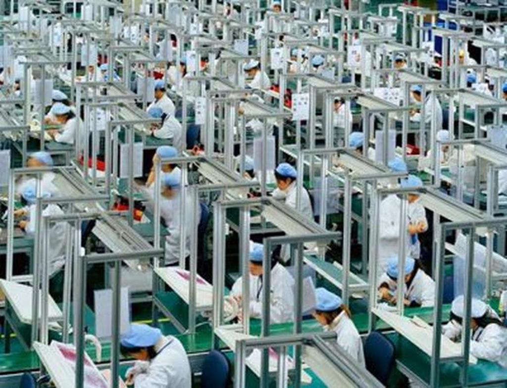Kraje wysoko rozwinięte bardzo często przenoszą produkcje do Azji ze względu na niższe koszty produkcji, znacznie wyższą efektywność pracy