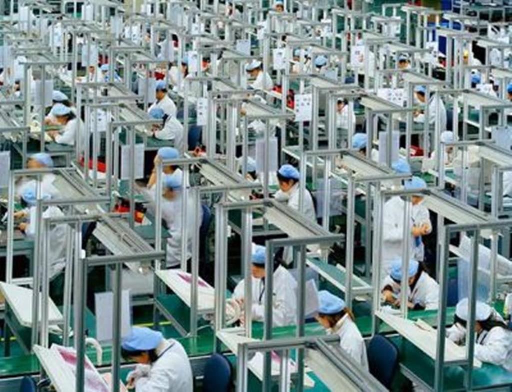 Kraje wysoko rozwinięte bardzo często przenoszą produkcje do Azji ze względu na niższe koszty produkcji, znacznie wyższą efektywność pracy
