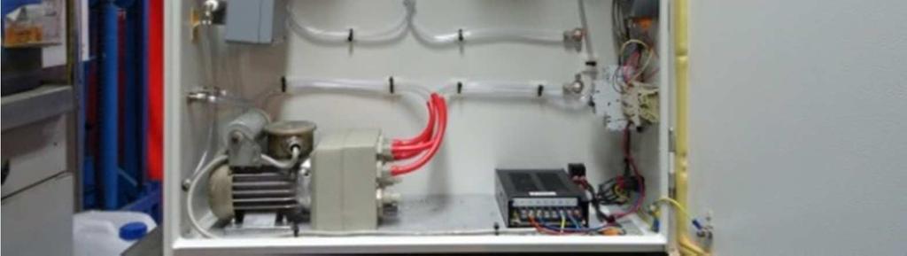 Przepływ przez czujniki analizowanego gazu regulowany był poprzez elektroniczne przepływomierze połączone szeregowo z rotametrem do wizualizacji przepływu poza oprogramowaniem komputerowym.