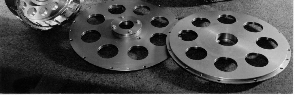 4V Magnesy NdFeB Hc=89kA/m 5,1 1-2 kg m2 Fotografie modelu generatora oraz