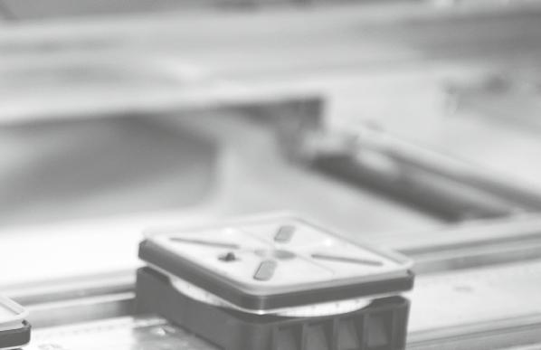 olimpic k 560 zalety technologiczne toptech ROUND X AGREGAT ZAOKRĄGLAJĄCY PRODUKTYWNOŚĆ I NAJWYŻSZA JAKOŚĆ Z 2 SILNIKAMI Agregat zarabiania naroży