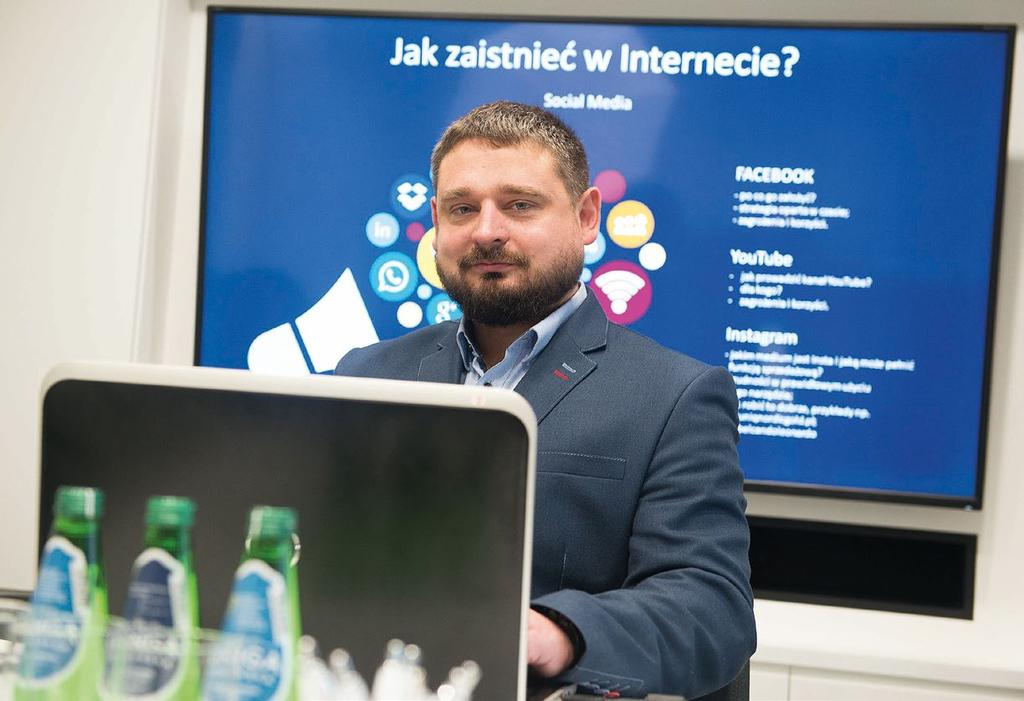 ROZMOWA MIESIĄCA HOMO INTERNETUS NA HORYZONCIE Rewolucja informatyczna, która zmieni branżę zoologiczną? Marketing internetowy używa nowoczesnych narzędzi, dostępnych dzięki rozwojowi technologii.