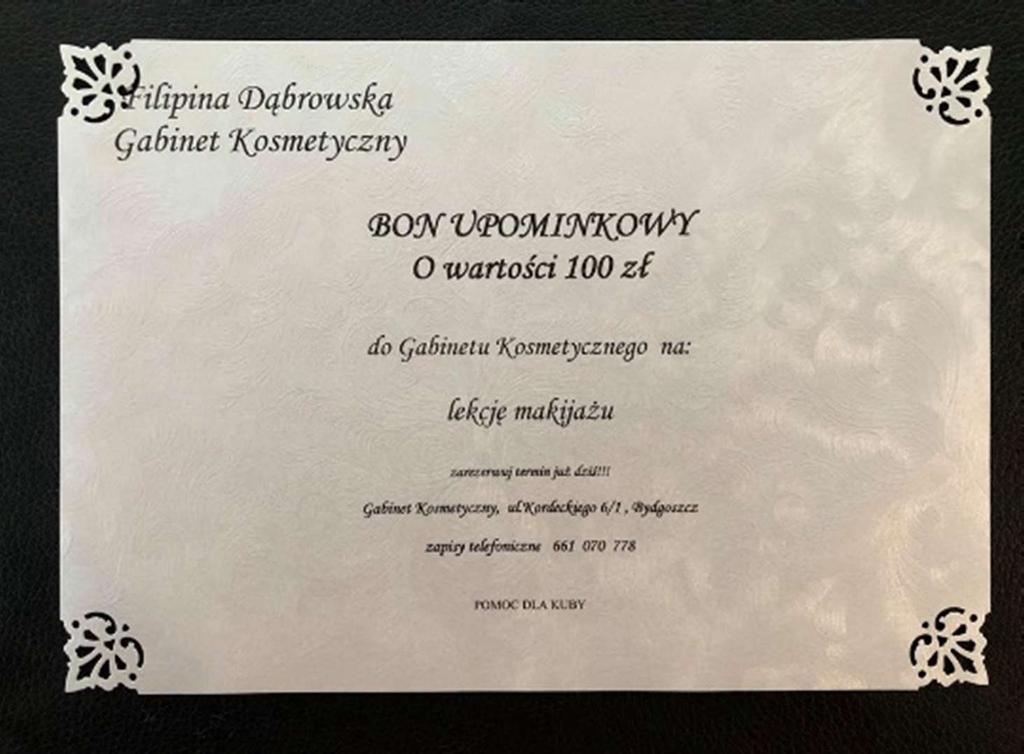 43. Bon upominkowy o wartości 100 zł na lekcję makijażu do Gabinetu Kosmetycznego Filipiny Dąbrowskiej w