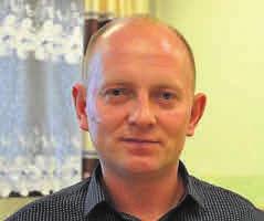 Kiedy zpytliśmy ich, co sądzą o swojej nuczycielce, jednogłośnie odpowiedzieli to dydktyk n medl! Pni Młgorzt to człowiek z psją. Nuczycielk z powołni dodje jeden z uczniów.