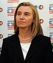 Szef EDA i szef Rady ISS Uczestniczy w posiedzeniach RE Reprezentuje UE na zewnątrz Negocjuje UM dot.