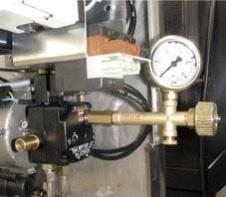 Dkumentacja techniczna palnika lejweg HLZ 20 A/B... 2.9. Pd³¹czenie lejwe palnika Przewdy lejwe nale y pprwadziæ d pmpy palnika d filtra pprzez prwadnice ( przepusty ) p prawej lub lewej strnie rys.