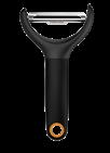 /opak. 6 Stary nr art. +!4<>:02 DDDMHI! Ergonomiczna skrobaczka do warzyw i owoców z rękojeścią pokrytą powłoką SoftGrip. Końcówki można użyć do usuwania oczek. Obierak do warzyw Nr art.