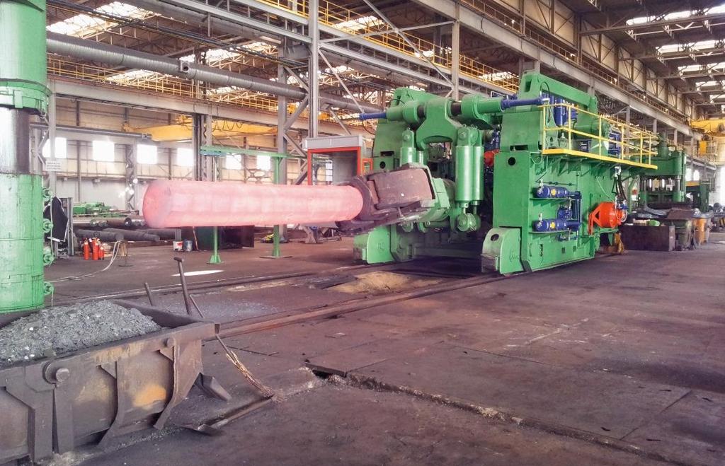 Ładowarka kołowa-przegubowa LKP-901 firmy Zanam, wsparcie projektowe oraz dostawa komponentów do układu hydraulicznego Manipulator