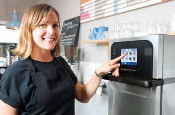 Szeroki wybór możliwości kulinarnych i znacznie więcej: easytouch easytouch jest interfejsem użytkownika. Na kolorowym ekranie dotykowym możemy sterować pracą urządzenia przez odpowiednie ikony.
