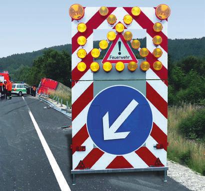 FA 1 KLF Przyczepa z tablicą zamykającą U26a przeznaczona dla jednostek straży pożarnej Art.