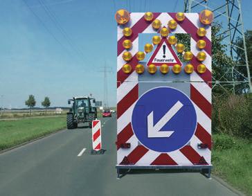 AKCESORIA FA 1 KLF - Przyczepy ostrzegawcze dla Straży Pożarnej Trójstronny znak