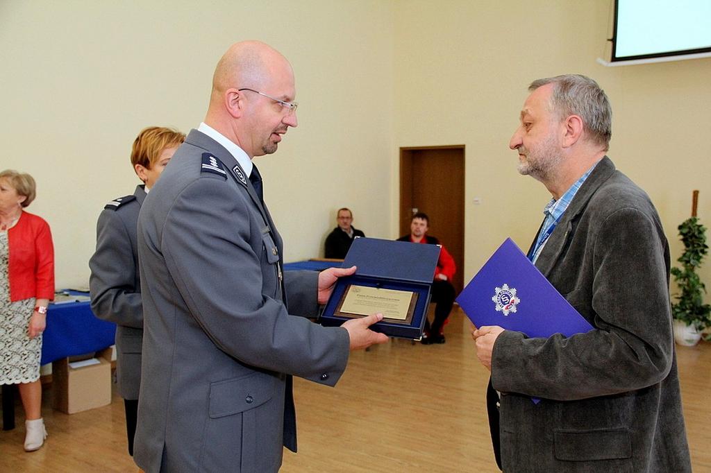 Nad prawidłowym przebiegiem uroczystości