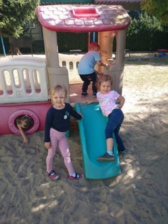 W naszej nowej Sali jest mnóstwo ciekawych gier, puzzli, zabawek.
