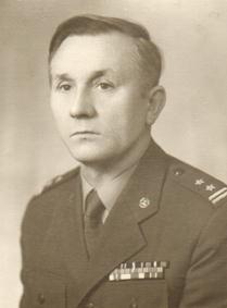 sejneński. Na podstawie wspomnianego zarządzenia, 1 stycznia 1972 r. Powiat Augustów przekazano do PSW Ełk. Taki podział utrzymał się do roku 1975.