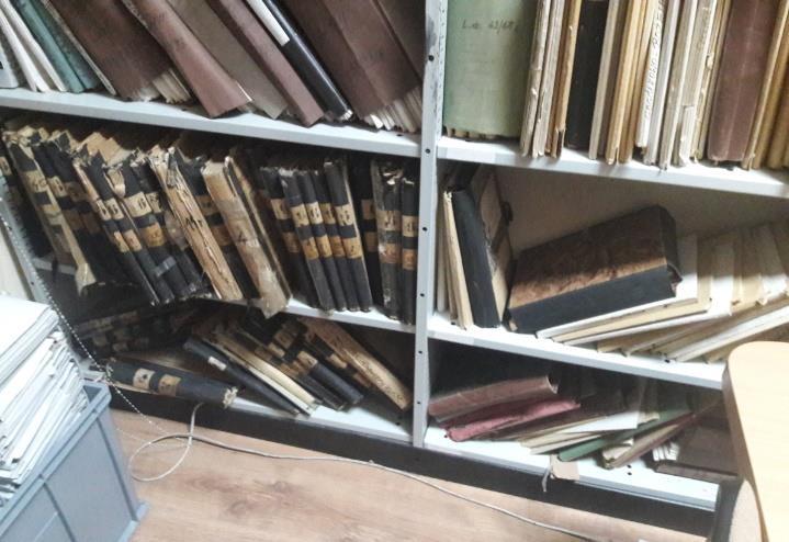 Rysunek 5 Przykład sposobu przechowywania dokumentów katastralnych 10. Archiwalne rejestry gruntów.