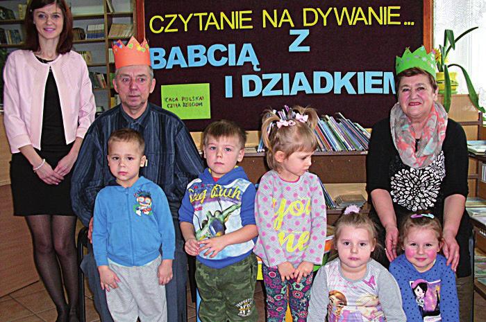 12 Życie Gminy Górowo Iławeckie Cała Polska czyta dzieciom Jak co miesiąc, w naszym przedszkolu organizowane są spotkania dla przedszkolaków z cyklu Cała Polska czyta dzieciom, gdzie nasi goście mogą