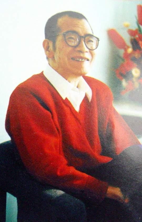 Chen Jingrun Data urodzenia: 22 maj 1933 Data śmierci: 19 marzec 1996 Pochodzi z wielodzietnej rodziny z Fuzhou, Fujian, Chiny.