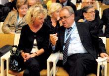 Ceremonia otwarcia zjazdu prof. W. Silny wita prof. S. Lorenca, rektora Uniwersytetu im. Adama Mickiewicza Ryc. 4.