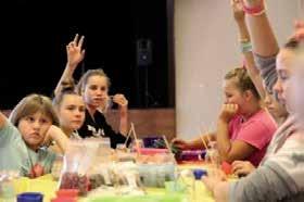 Dzielnicowy Ośrodek Kultury w Biskupicach ul. Kossaka 23 tel. 32 274-73-38 29 stycznia, godz. 13.30 15.00 nauka chodzenia na szczudłach. Na zajęcia proszę przynieść obuwie zmienne. 29 stycznia, godz. 15.00-16.