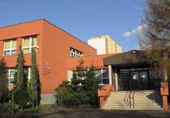 Dla grup II i III, czyli uczniów klas IV-VII i starszych, przewidziano gry zespołowe na dużej sali gimnastycznej, rozgrywki w ping- -ponga oraz zabawy ruchowe. miasta.