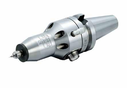 Średnica toczenia nad łożem wynosi 510 mm, nad suportem 300 mm, a rozstaw automatycznie smarowanych prowadnic ślizgowych 330 mm. Długość toczenia wynosi 1350 mm lub 1850 mm.