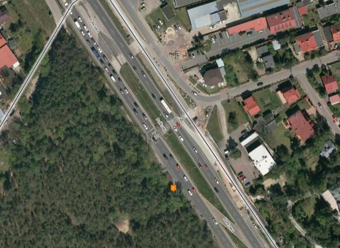 warszawa.pl] Odcinek: Dziwożony granica miasta: - jezdnia wschodnio-północna: dwa pasy ruchu; na tym odcinku występuje zjazd na ul.