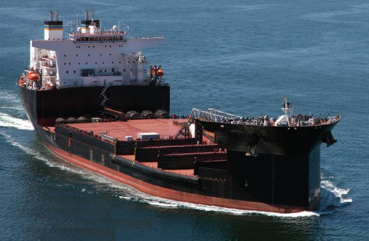 Literatura Rys. 4. Mobilna platforma logistyczna USNS Montford Point. Źródło: http://www.nassco.com/news-center/news_ center_ pdfs