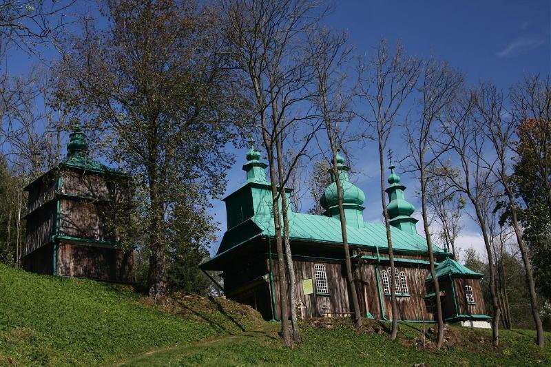 Cerkiew prawosławna pod wezwaniem Zaśnięcia Przenajświętszej Bogurodzicy w Szczawnem Cerkiew wybudowana została w 1889 roku w pobliżu starej cerkwi, którą strawił pożar.