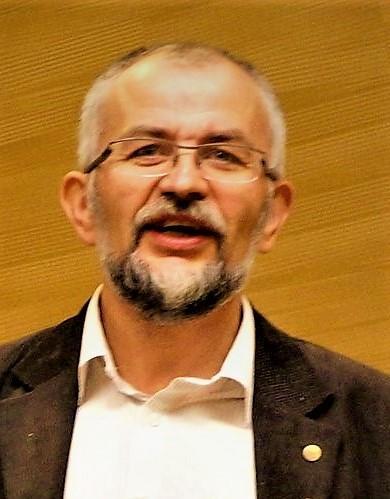 AB ZAINTERESOWANIA BADAWCZE Interesuję się problematyką z zakresu ontologii społecznej (przede wszystkim ujęciami systemowymi), socjologii komunikacji a także społecznych studiów nad nauką oraz