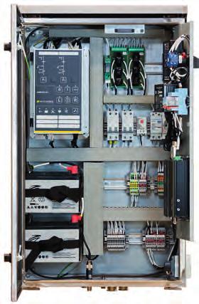 Automatyka sieci Jakość energii Linie napowietrzne nn Linie napowietrzne gołe Linie napowietrzne SN NMS 100 NC NMS 100 NC jest zintegrowanym urządzeniem łączącym funkcje: zdalnego i lokalnego