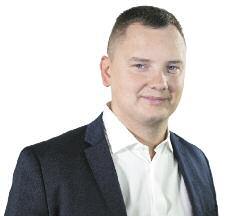 Od po nad 30 lat zwią za na z po mo cą spo łecz ną, Od kil ku lat czło - nek NSZZ S, pra ca na rzecz dru gie go czło wie ka da je jej praw dzi wą sa - tys fak cję, lu bi po ma gać lu dziom, któ rzy
