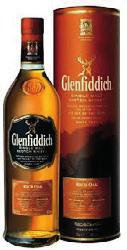 orzechów. GLENFARCLAS 21YO 21-letnia whisky single malt z regionu Speyside dojrzewająca w beczkach po sherry, o świeżym aromacie z lekką nutą sherry, toffi, wanilii i orzechów.