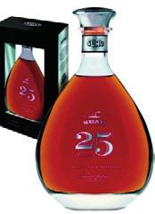 Najstarsze destylaty dojrzewają przez 7 lat co sprawia, że trunek jest bogaty i łagodny. 54 50 METAXA PRIVATE RESERVE Brandy grecka jest odmianą z odrobiną wina.