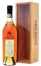 COGNAC MAXIME TRIJOL VS Cognac francuski koniak francuski z destylatów leżakowanych od 5 do 7 lat w beczkach dębowych.