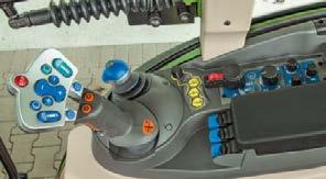W wersji standardowej maszynami Fendt 200 V/F/P Vario steruje się za pomocą joysticka Vario, który posiada również przycisk pamięci prędkości obrotowej silnika i przycisk pamięci tempomatu.
