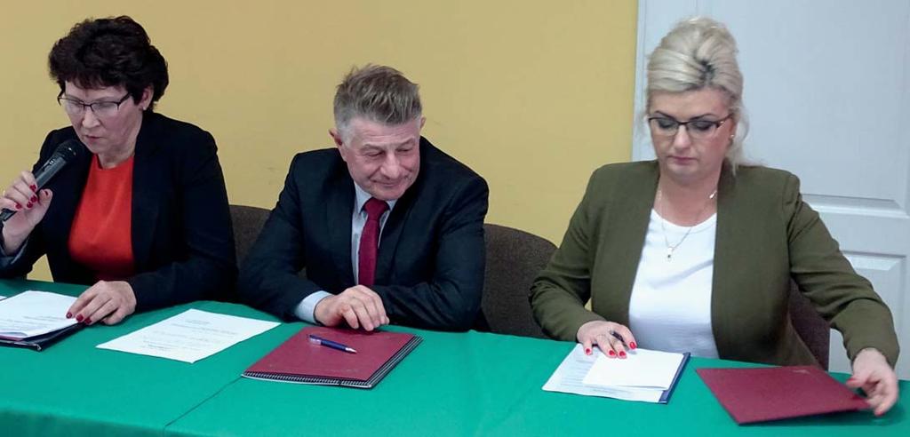 Nie byłbym także tu dziś, gdybym nie doświadczył należytego wsparcia ze strony mojej żony Beaty, cierpliwie znoszącej decyzję o kandydowaniu przeze mnie na ten zaszczytny urząd, szczerej współpracy z