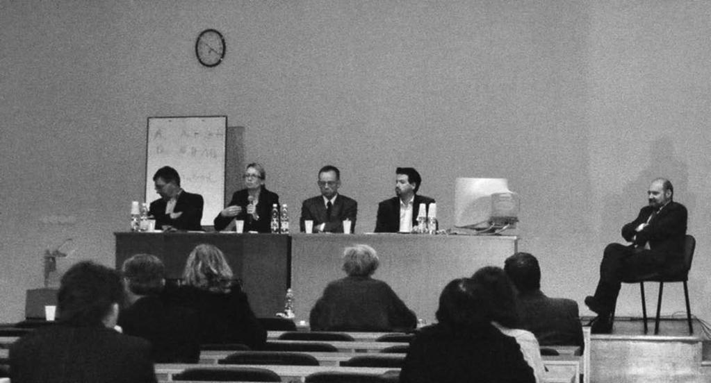 3. Eksternalizm a internalizm w epistemologii, filozofii języka i filozofii umysłu Prof. Adam Grobler (moderator), prof. Zbysław Muszyński, dr Robert Poczobut, prof. Tadeusz Szubka i prof.