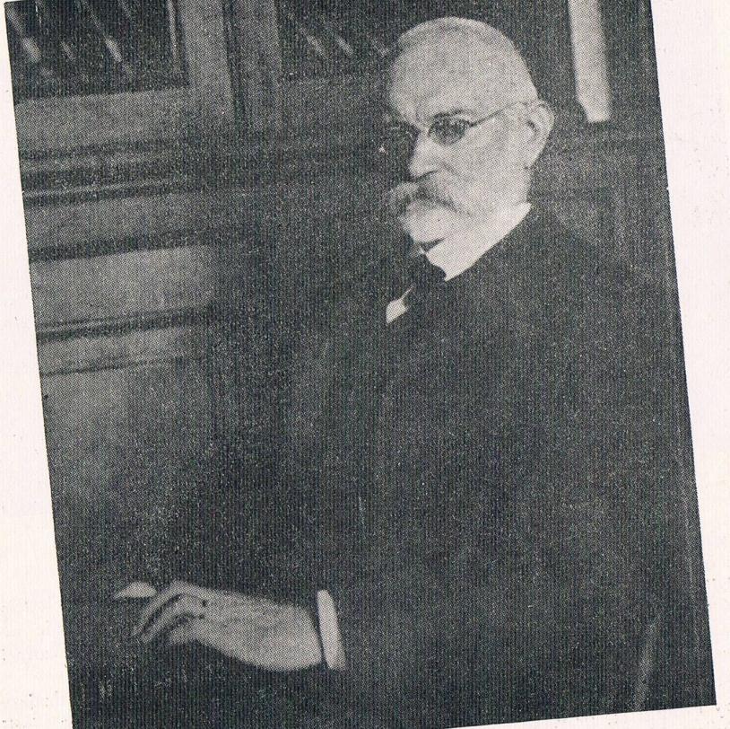 39. Kętrzyński długoletnią pracą dorobił się niezależności materialnej.