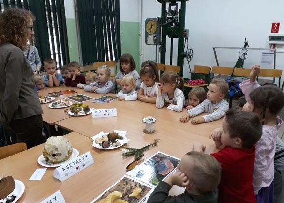 Jedną z atrakcji w tym dniu była wystawa grzybów