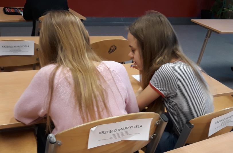 Klasa V Luty i Marzec Zima już za nami! Czas na podsumowanie kolejnych miesięcy. W lutym przyglądaliśmy się sylwetkom znanych ludzi.