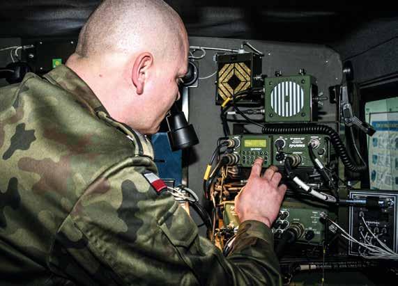 SZKOLENIE BOGUSŁAW POLITOWSKI WYKORZYSTANIE TECHNIKI TRANSEC NA POTRZEBY UTAJNIANIA TRANSMISJI RADIOWYCH STAJE SIĘ ZASADNICZYM WYMOGIEM STAWIANYM WSPÓŁCZESNYM SYSTEMOM ŁĄCZNOŚCI RADIOWEJ HF.