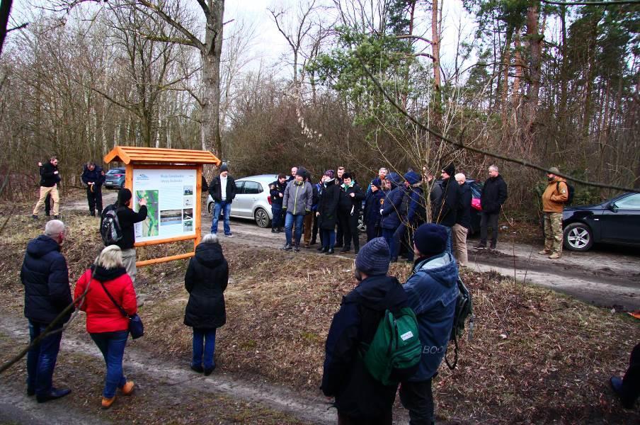 Fot.13. Szkolenie dot. ochrony przyrody dla służb mundurowych i urzędników z gmin. A.5 - C.