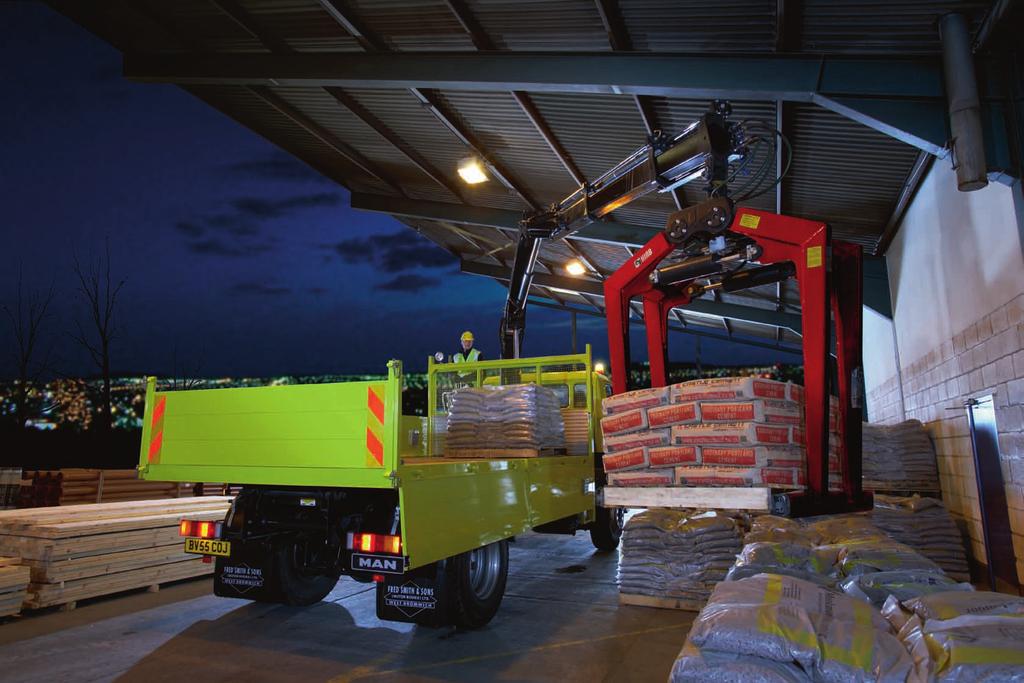 Hiab XS 144 B-2 elastyczność i zasięg Wystarczy jedno spojrzenie na model Hiab XS 144, aby stwierdzić, że potrafi nadać Twojej firmie nowy kierunek rozwoju.