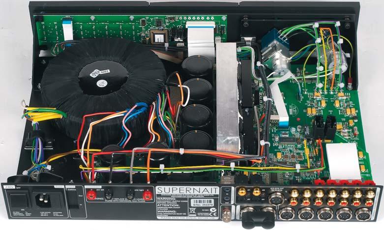 dym z nich tyl ko tro chę ma my 2 x 89 W oraz 2 x 139 W (8 i 4 omy).
