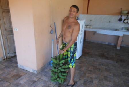 Boska Sztuka Kreacji Jak wykreowałem banany :P Boska Sztuka Kreacji Banany by Max Love 333 Danillo z kiścią platanos banany półsłodkie Na grupie Witarianie poczytałem o osobach jedzących np.